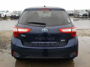 Toyota Vitz 2019 Blue