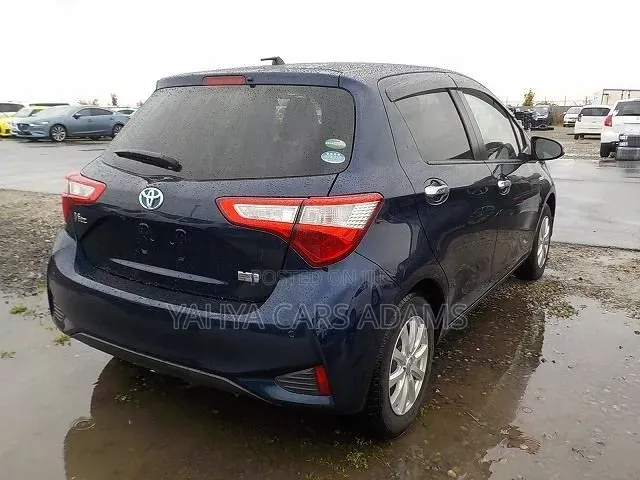 Toyota Vitz 2019 Blue