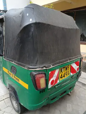 Piaggio 2019 Green