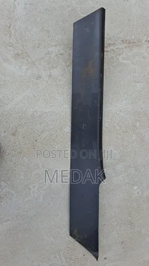 Sliding Door Rail Cover Noah Voxy Zrr70 2008-2013