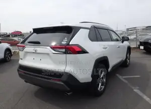 Toyota RAV4 2020 White