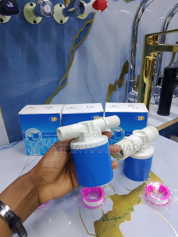 1/2 Float Valve (Plastic Ball Valve - main view