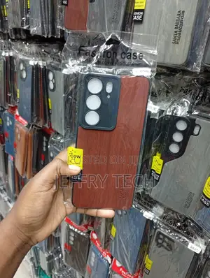 Generic S26 Ultra Santa Leather Phone Case With a Rich, Dark Brown
