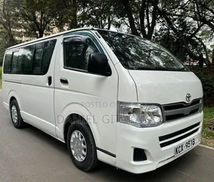 Toyota HiAce 2013 White