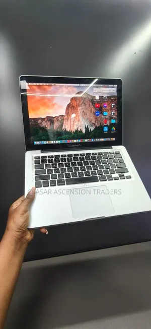 Laptop Apple MacBook 2012 8GB Intel Core i5 SSD 256GB