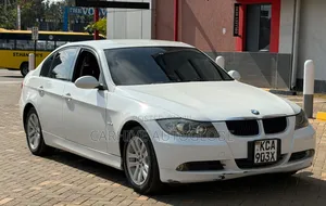 BMW 320i 2007 White