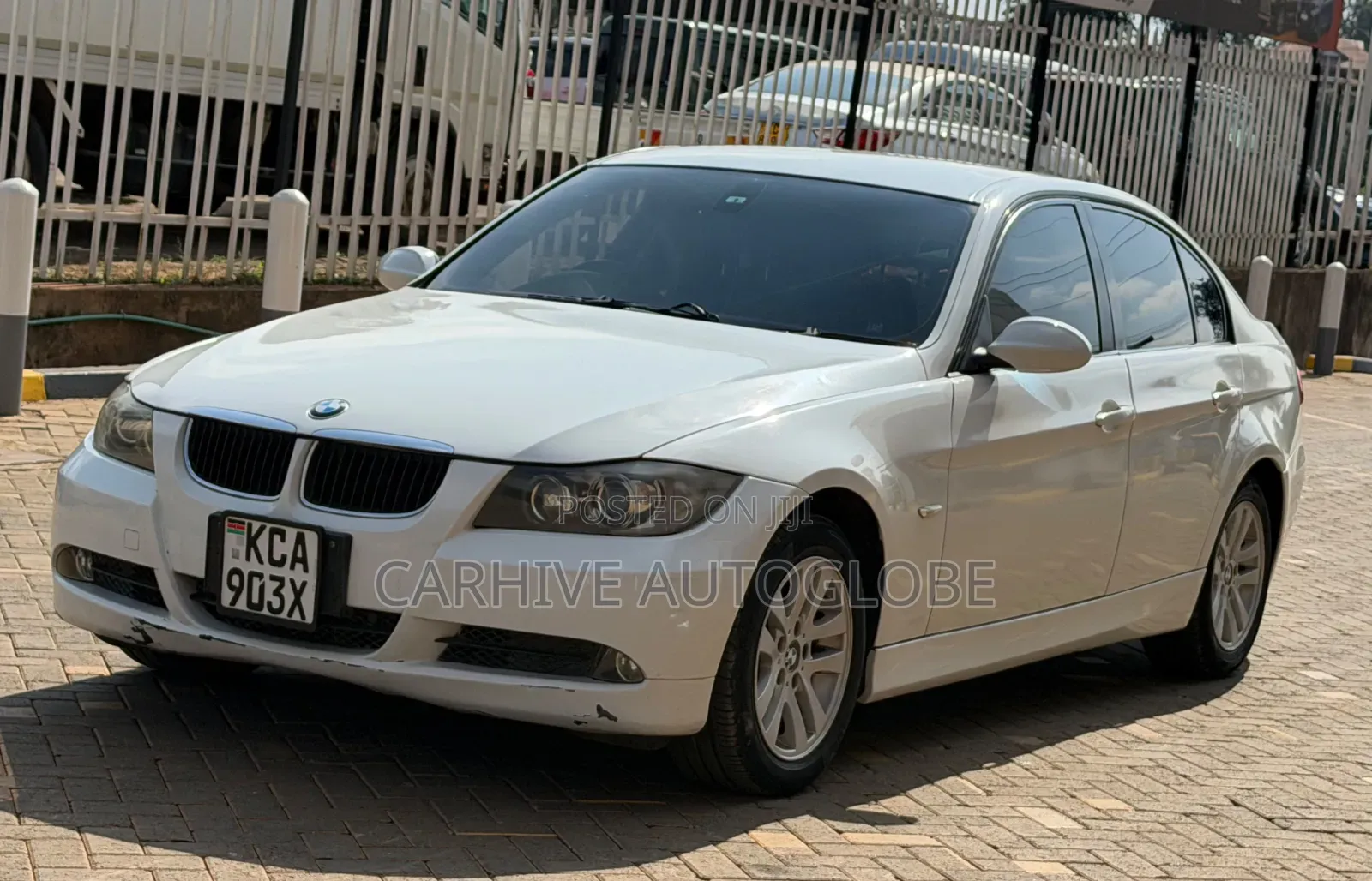 BMW 320i 2007 White