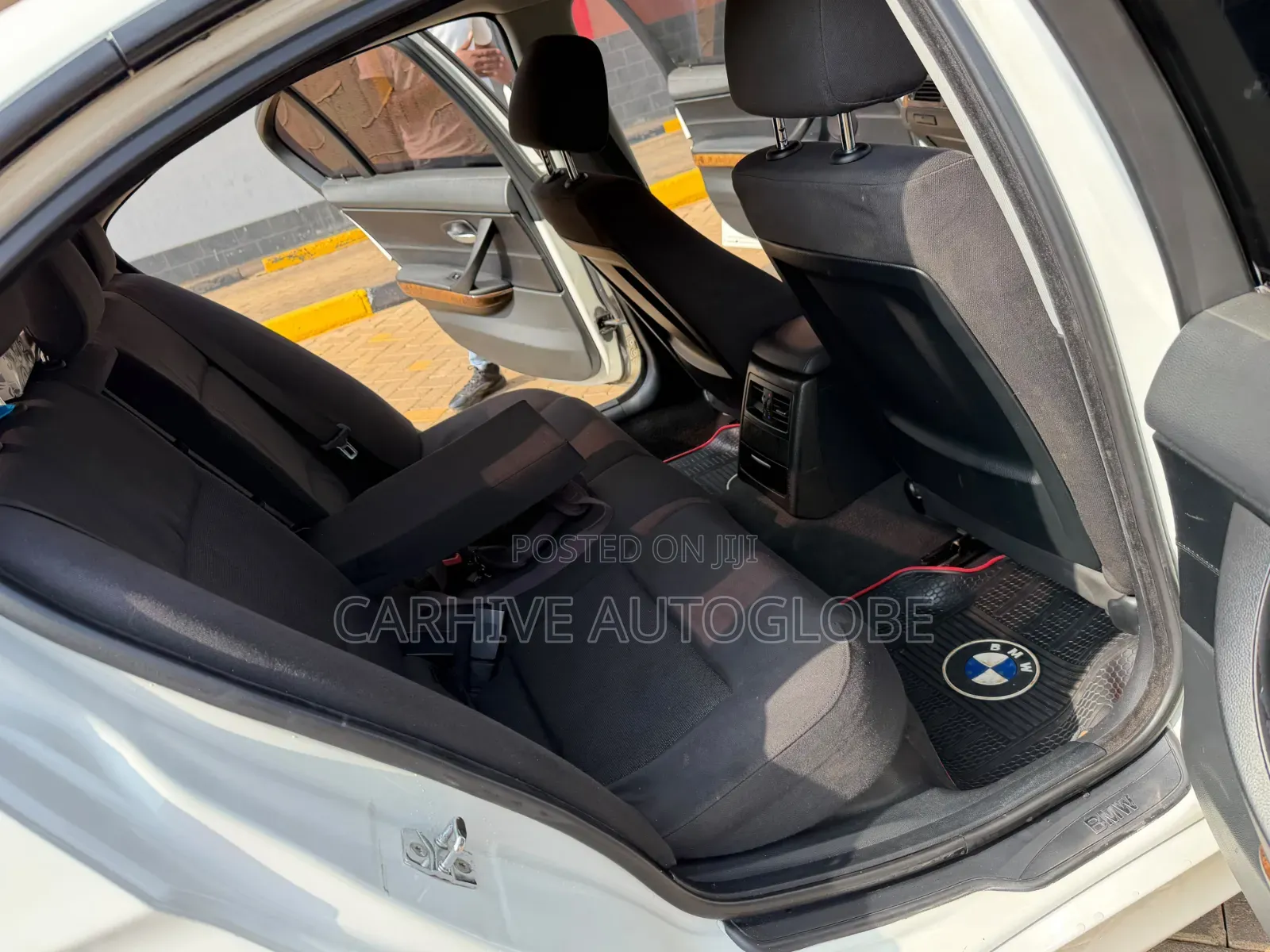 BMW 320i 2007 White