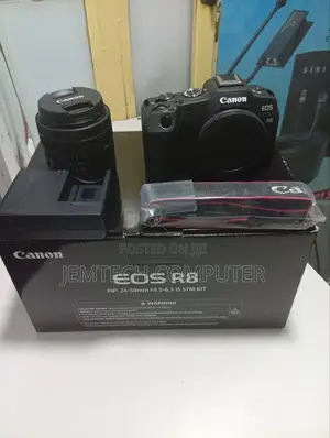 Canon Eos R8 Rf 24-50 (Single) Kit