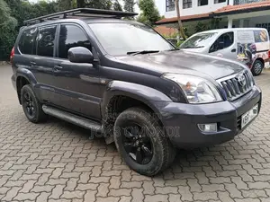Toyota Land Cruiser Prado 3.0 D-4D 5dr 2005 Gray