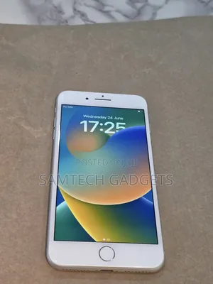 Apple iPhone 8 Plus 64 GB White