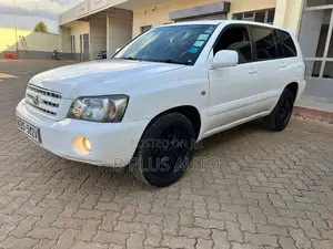 Toyota Kluger 2005 White