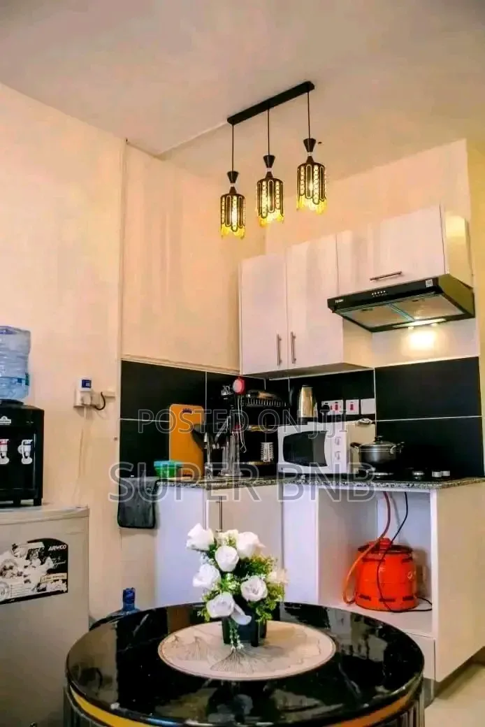 Studio Airbnb Kamakis 3 HRS Day Rest 1800kshs