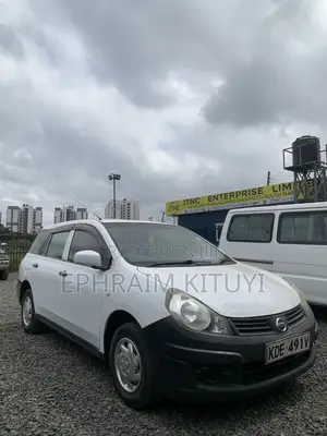 Nissan Advan 2015 White