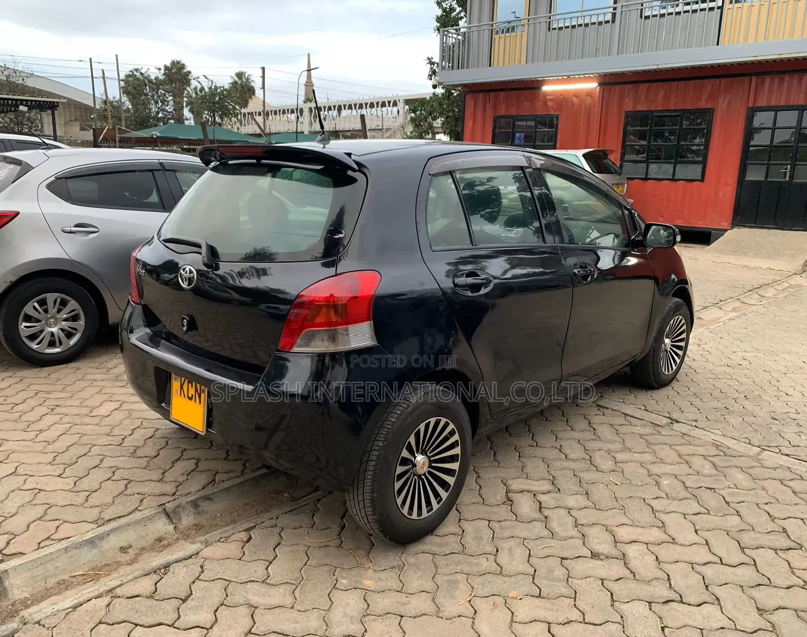 Toyota Vitz 2010 Black
