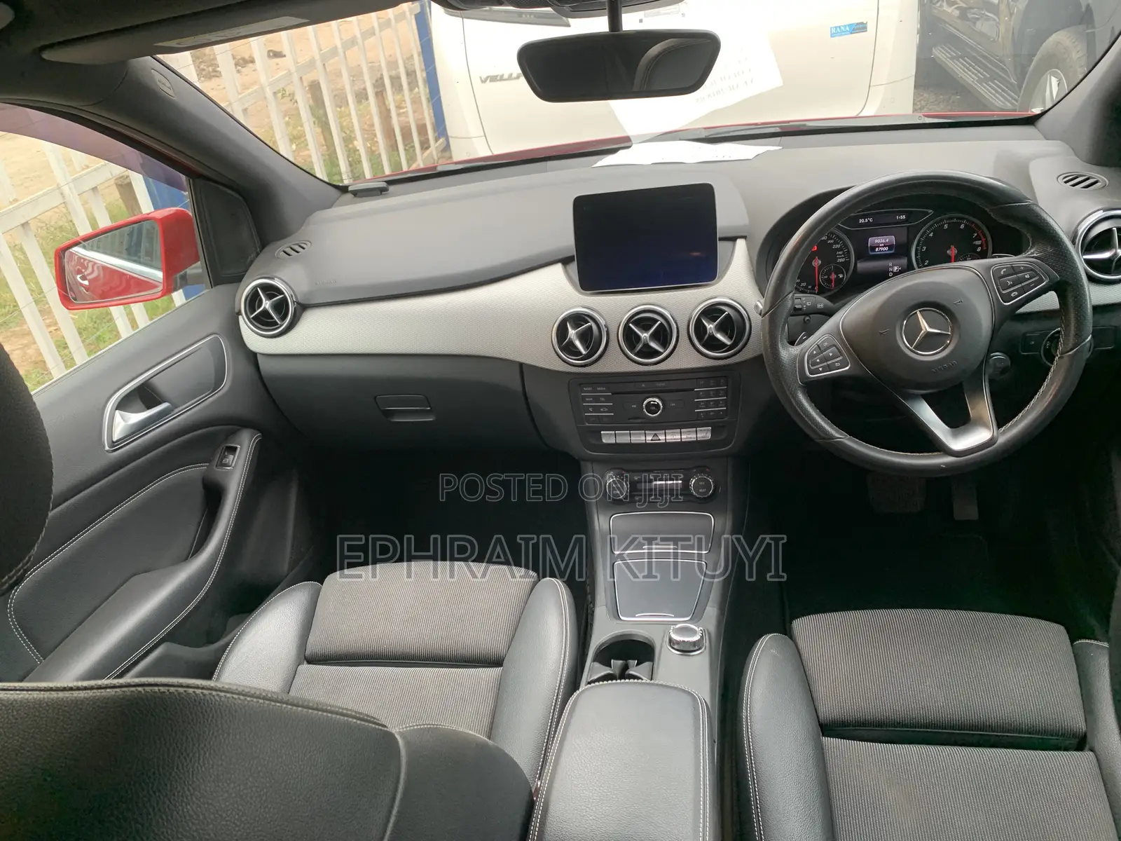 Mercedes-Benz B-Class 2018 Red