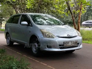 Toyota Wish 2006 Silver