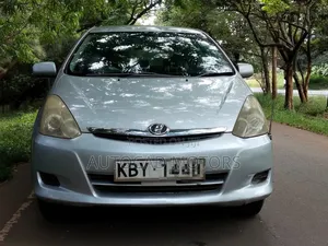 Toyota Wish 2006 Silver