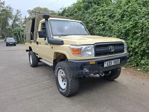 Toyota Land Cruiser 2005 Beige