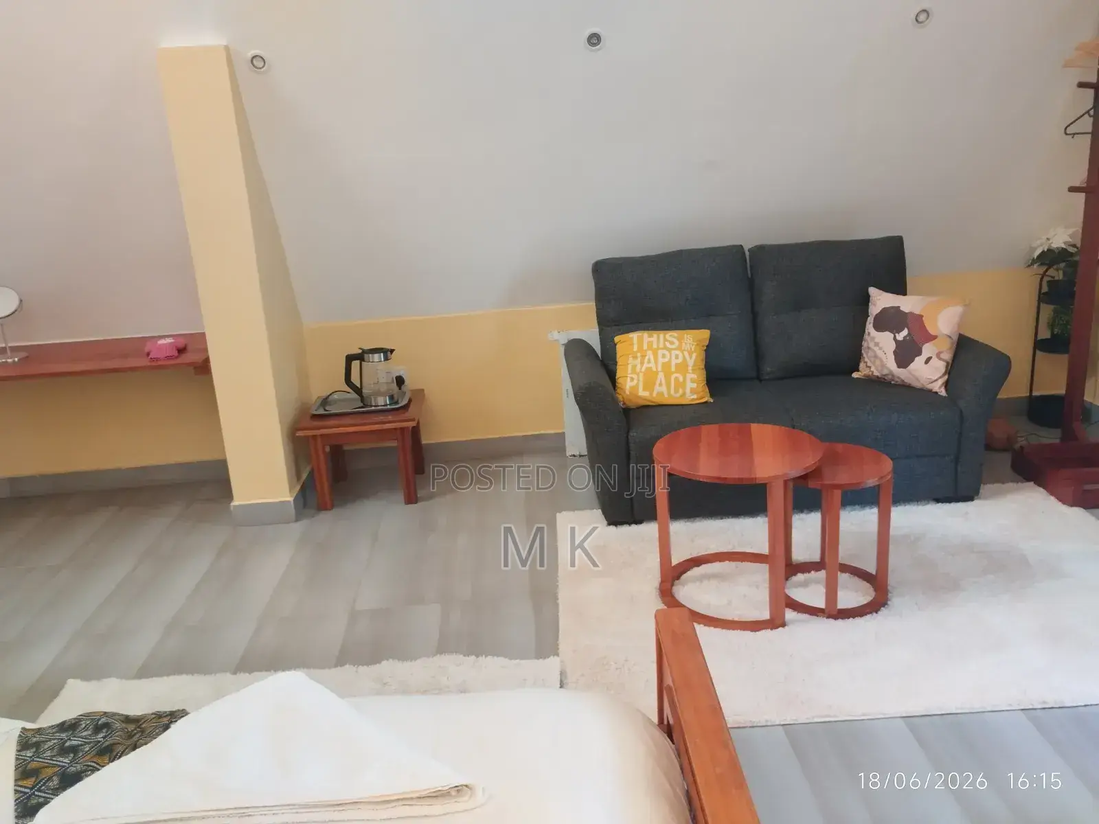 Airbnb to Let