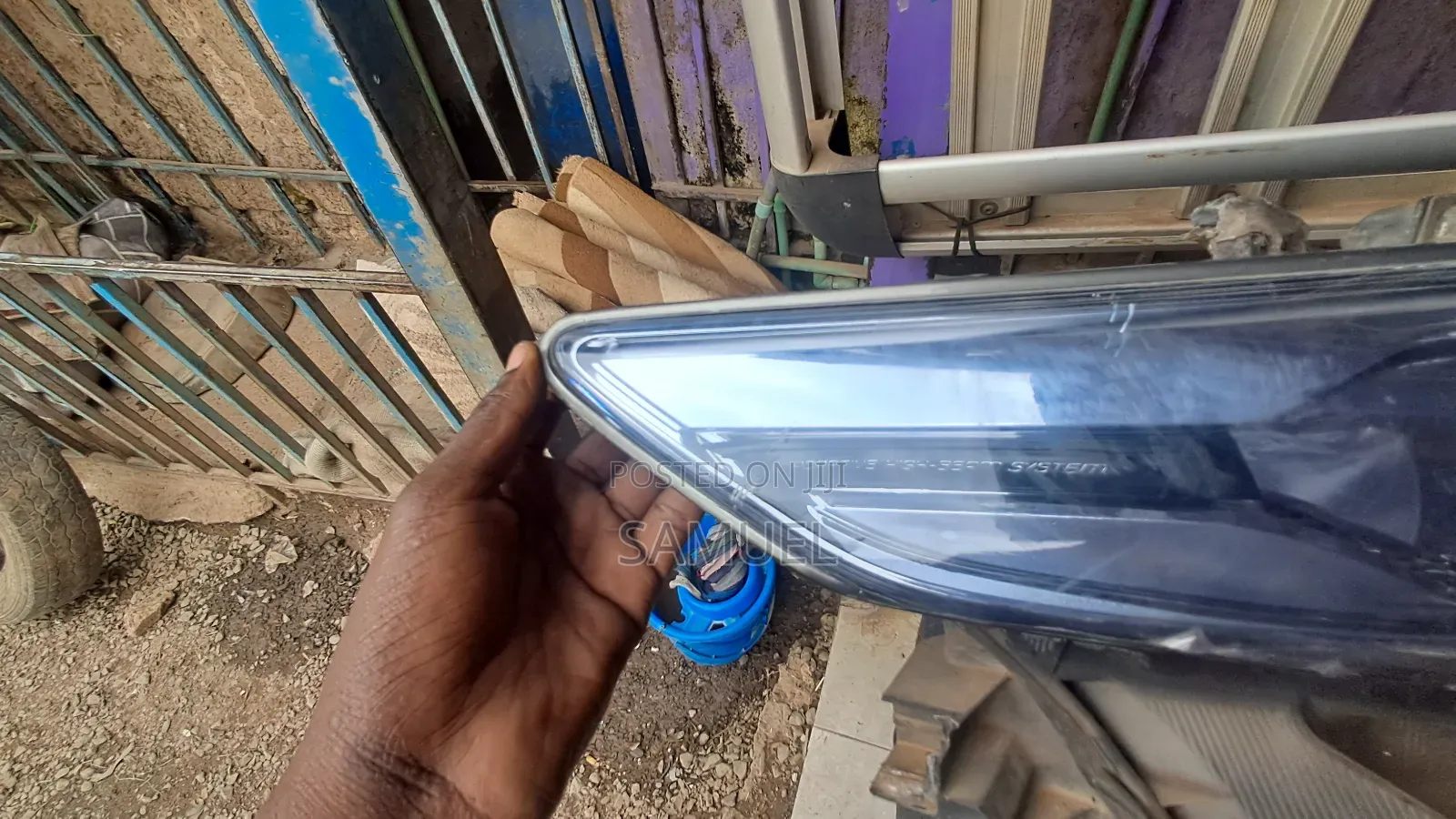 Harrier Headlight
