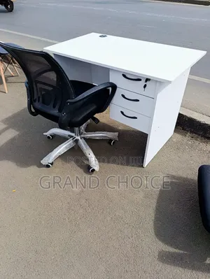 Office Desk All White With Mesh Chair