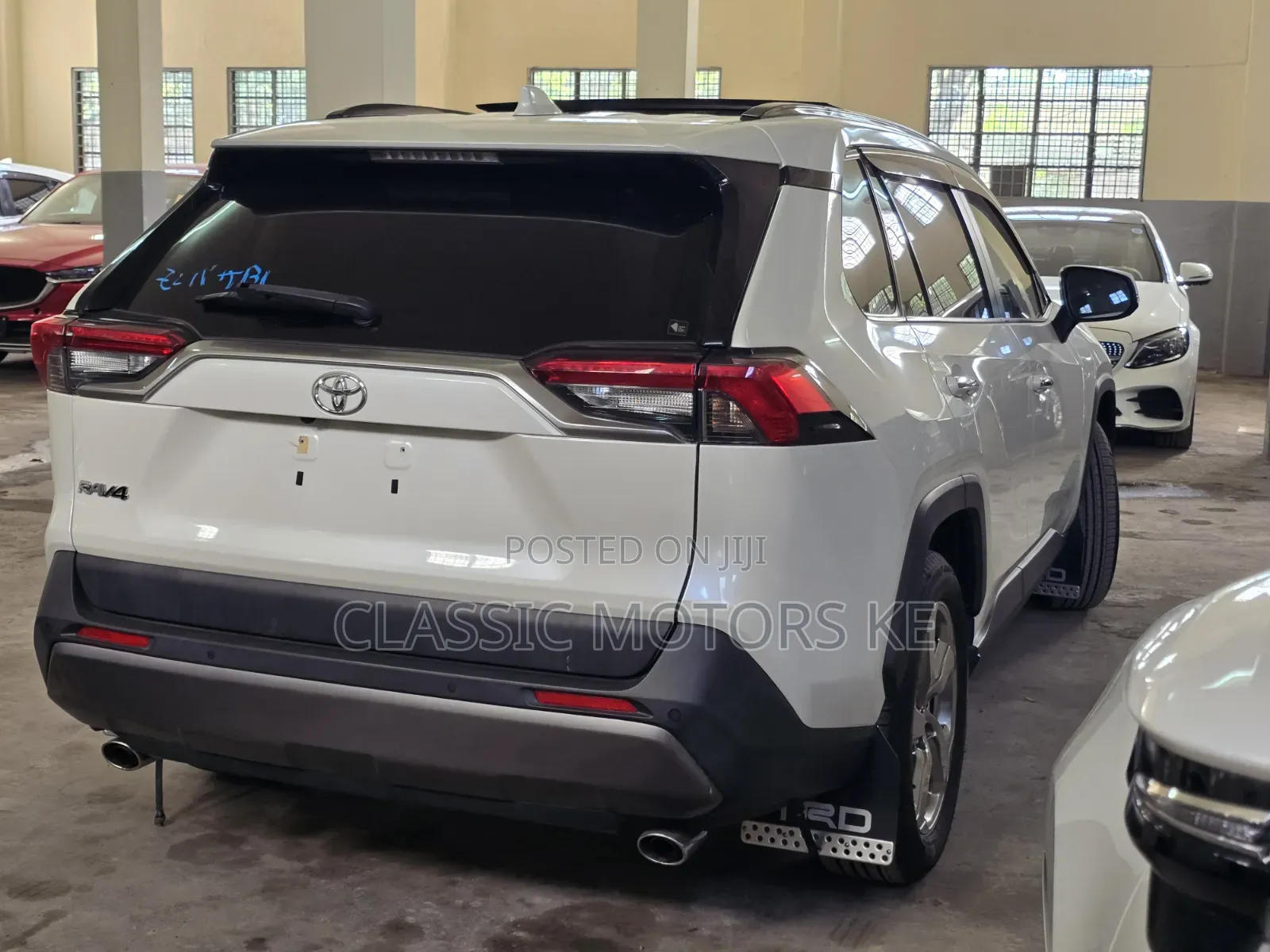 Toyota RAV4 Hybrid 2020 White