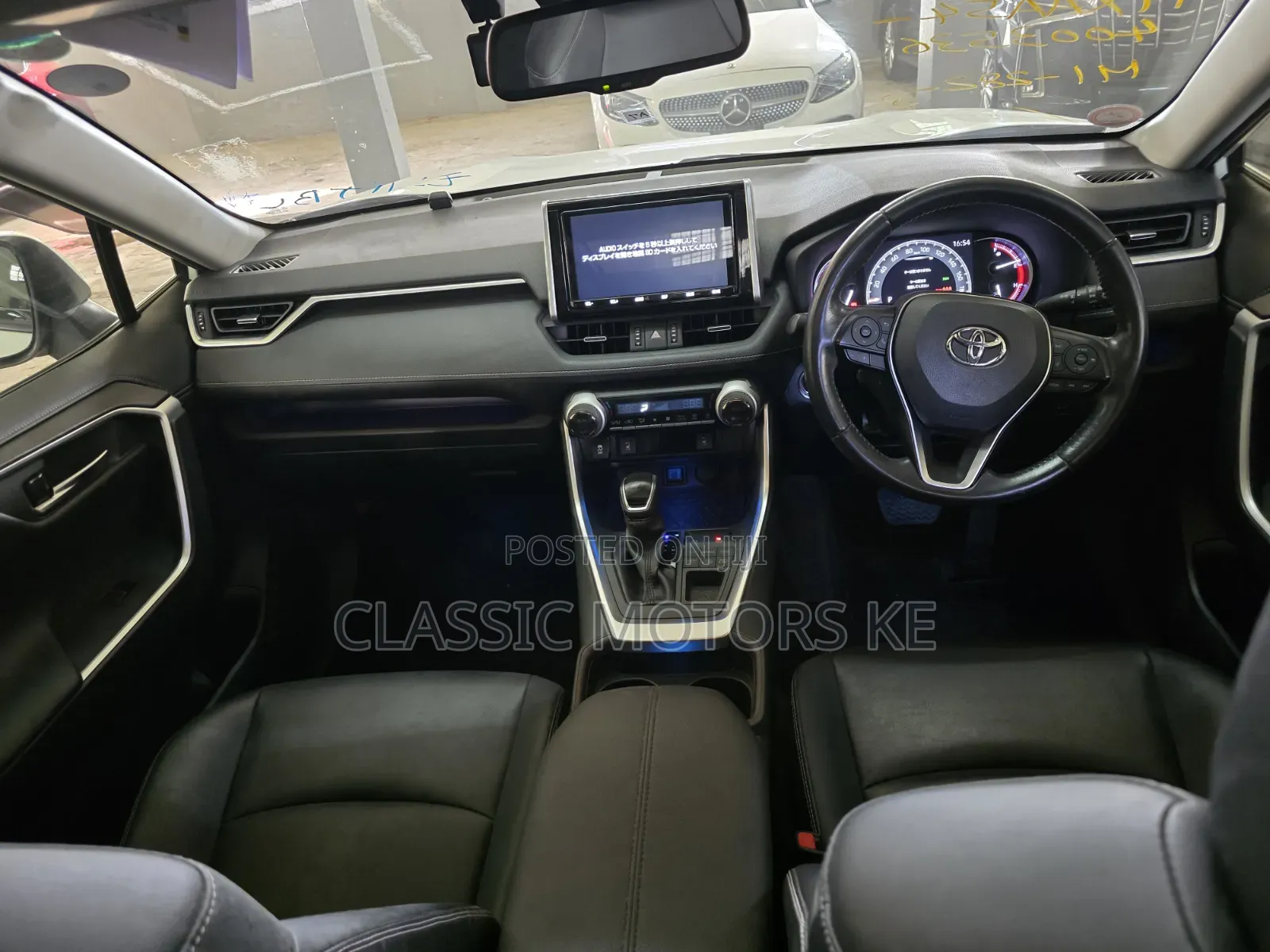 Toyota RAV4 Hybrid 2020 White