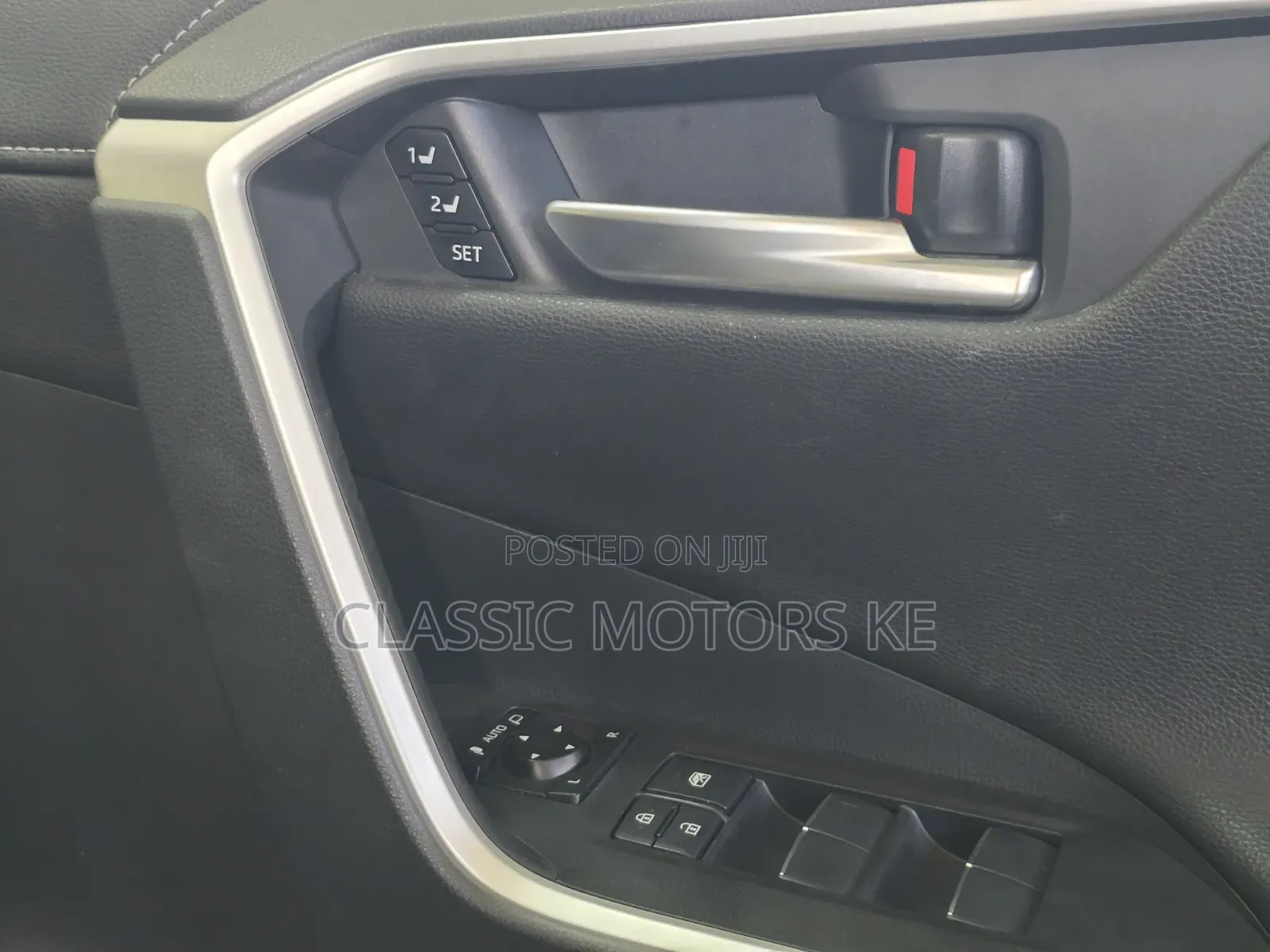 Toyota RAV4 Hybrid 2020 White