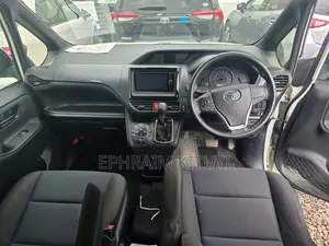 Toyota Voxy 2019 White