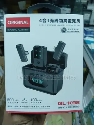 This Gl- 4-in-1 Wireless Lavalier Microphone in Black.