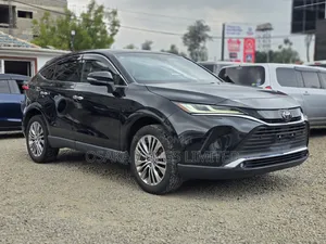 Toyota Harrier 2021 Black