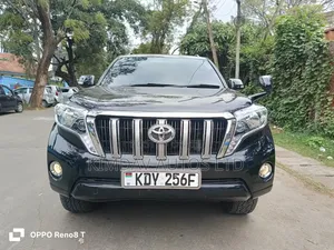 Toyota Land Cruiser 2011 Black