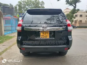 Toyota Land Cruiser 2011 Black