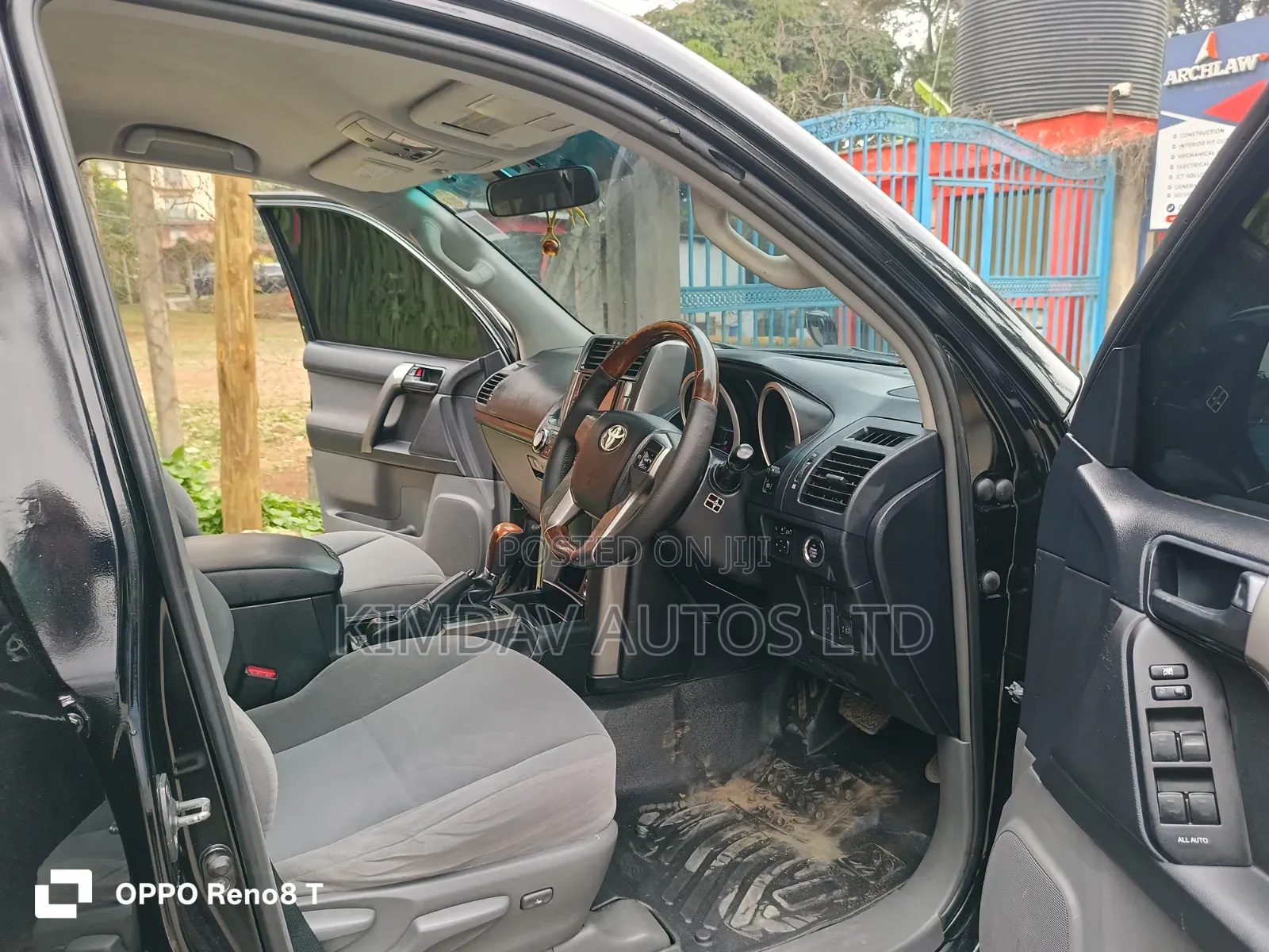 Toyota Land Cruiser 2011 Black