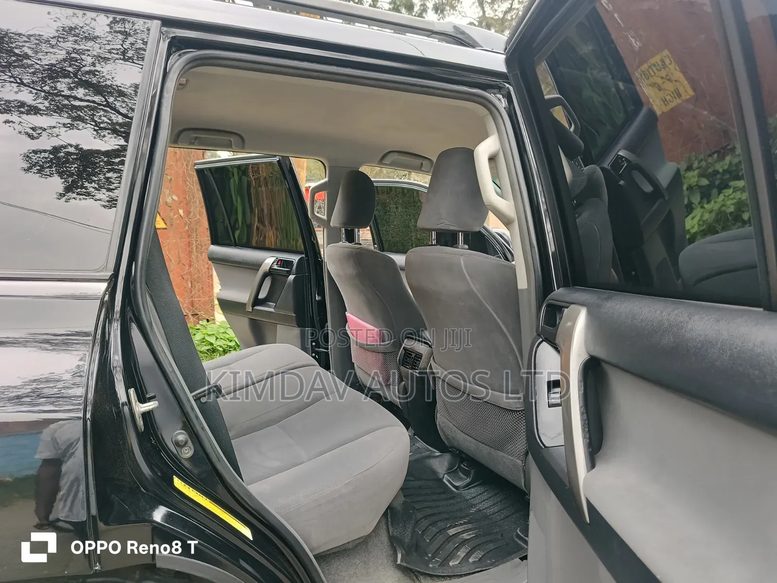Toyota Land Cruiser 2011 Black