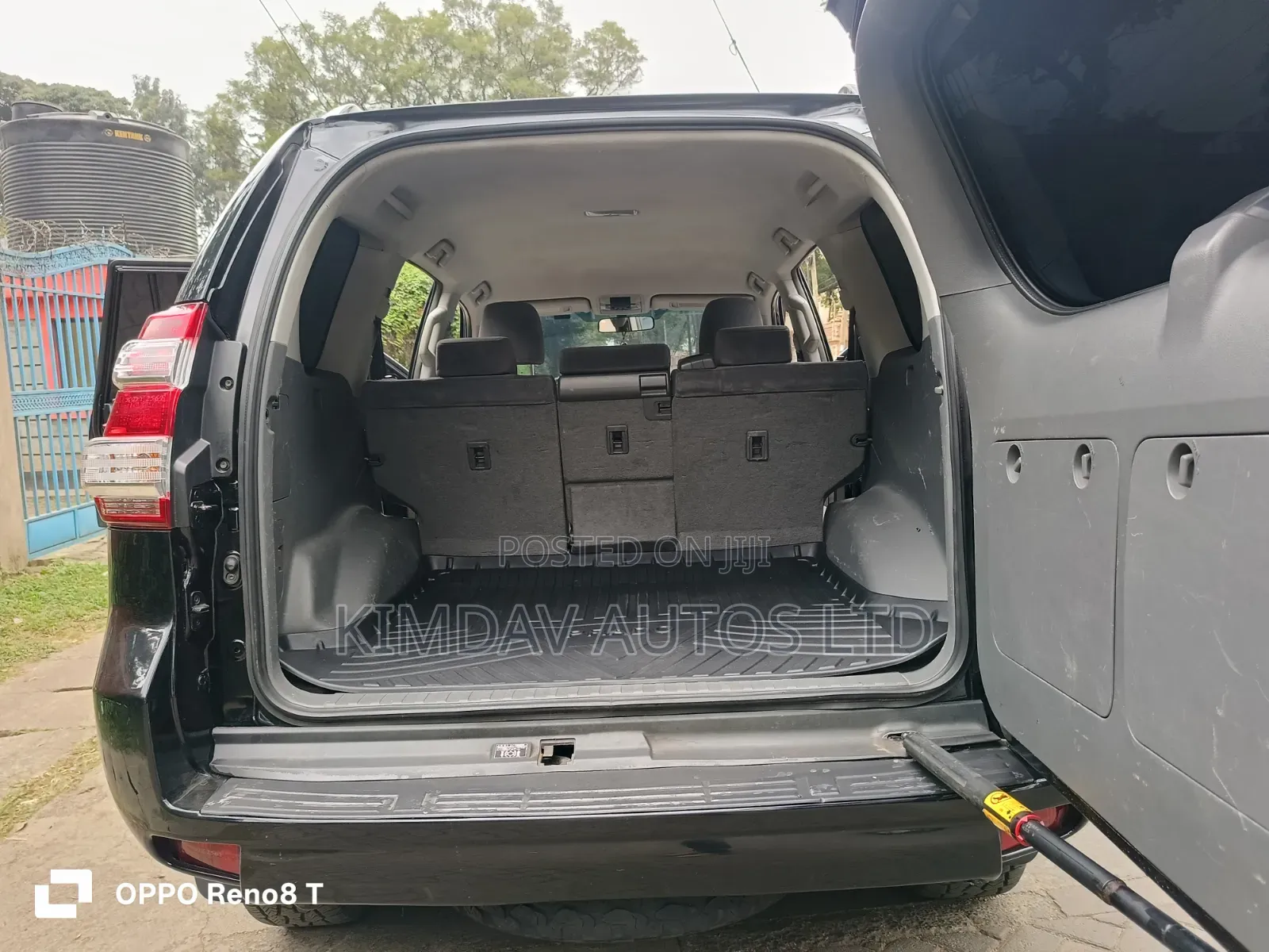 Toyota Land Cruiser 2011 Black