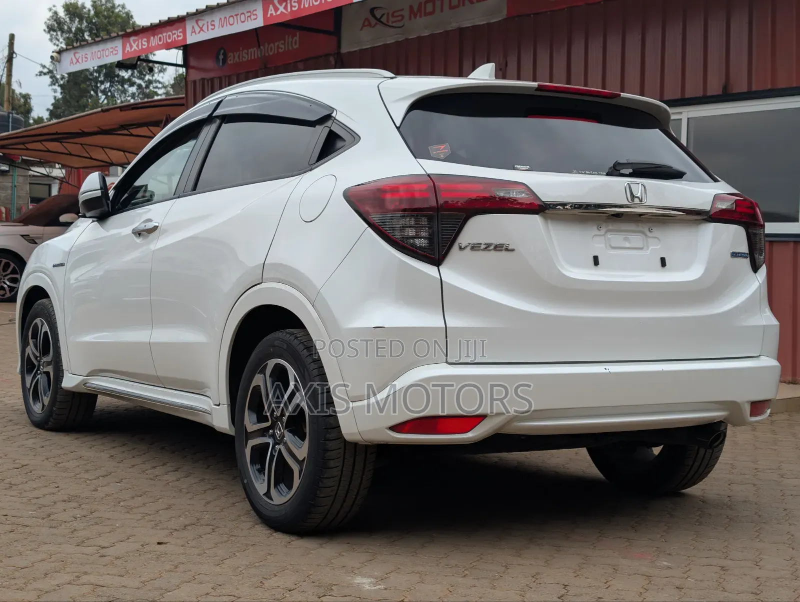 Honda Vezel 2019 White