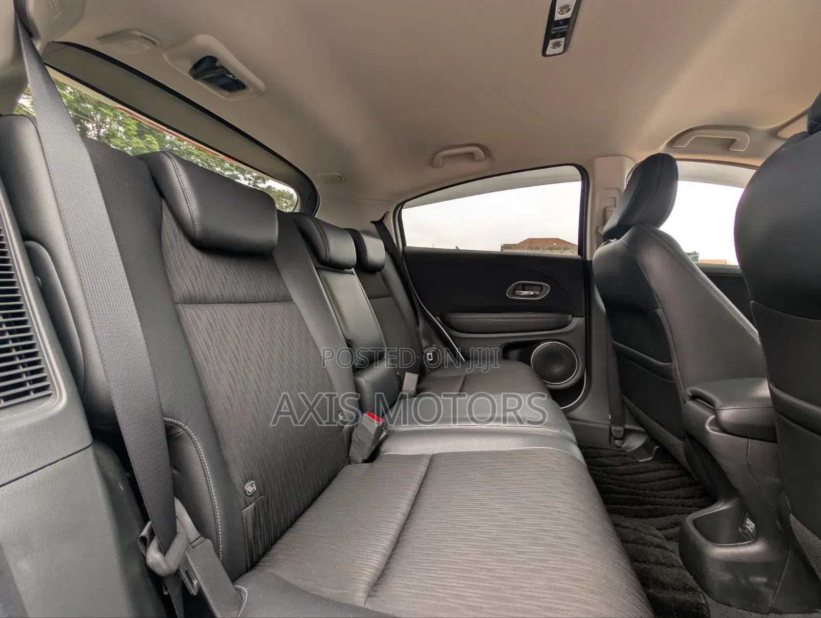 Honda Vezel 2019 White
