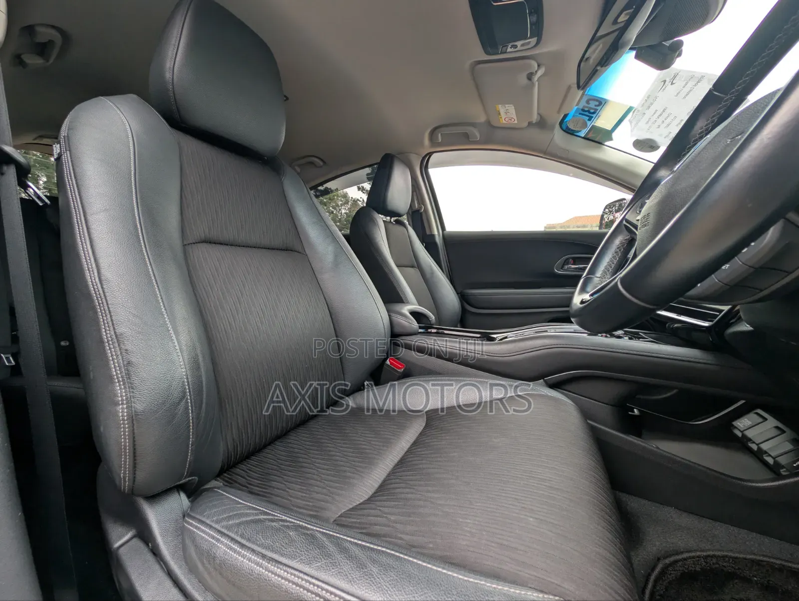 Honda Vezel 2019 White