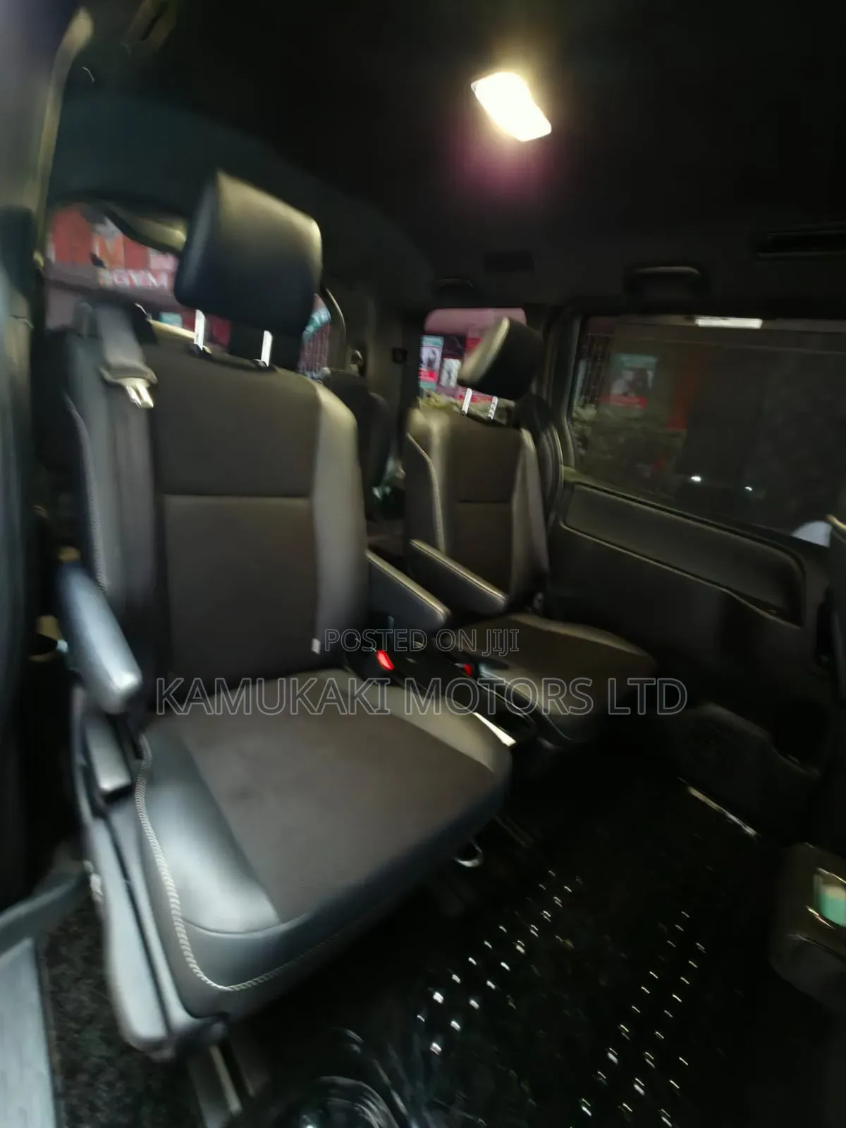 Toyota Noah 2018 White