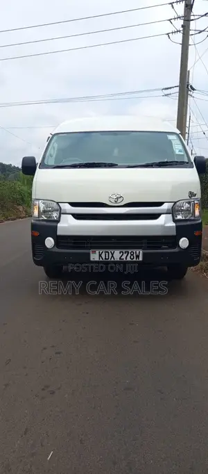 Toyota HiAce 2025 White