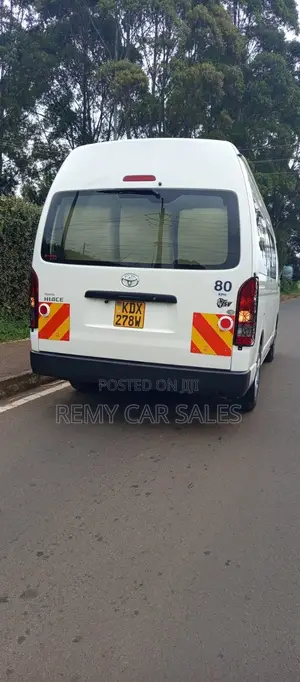 Toyota HiAce 2025 White