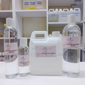 Phenoxyethanol