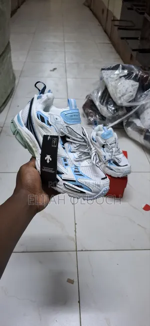 Off-White Quality Leather Sneakers/Shoes