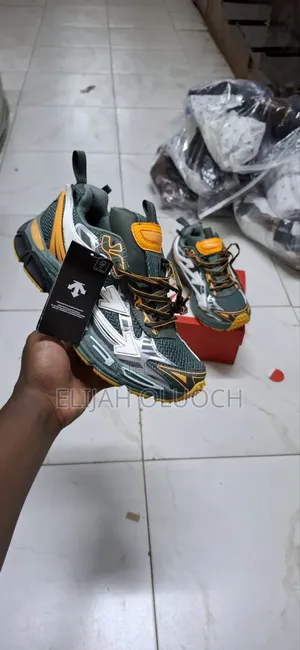 Off-White Quality Leather Sneakers/Shoes