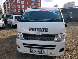 Toyota HiAce 2011 White