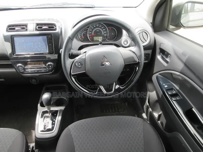 Mitsubishi Mirage 2019 Silver