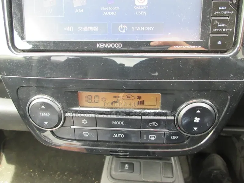 Mitsubishi Mirage 2019 Silver