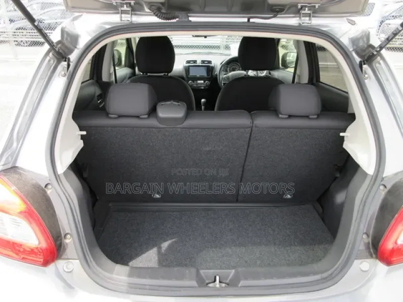 Mitsubishi Mirage 2019 Silver